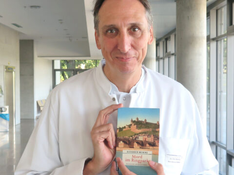 Prof. Dr. Alexander Meinung und sein Buch "Mord im Ringpark"